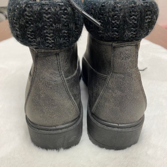 Blue Suede Shoes Sweater Top Lace Up‎ Boots Chunky Heel, size 10 - Picture 9 of 11